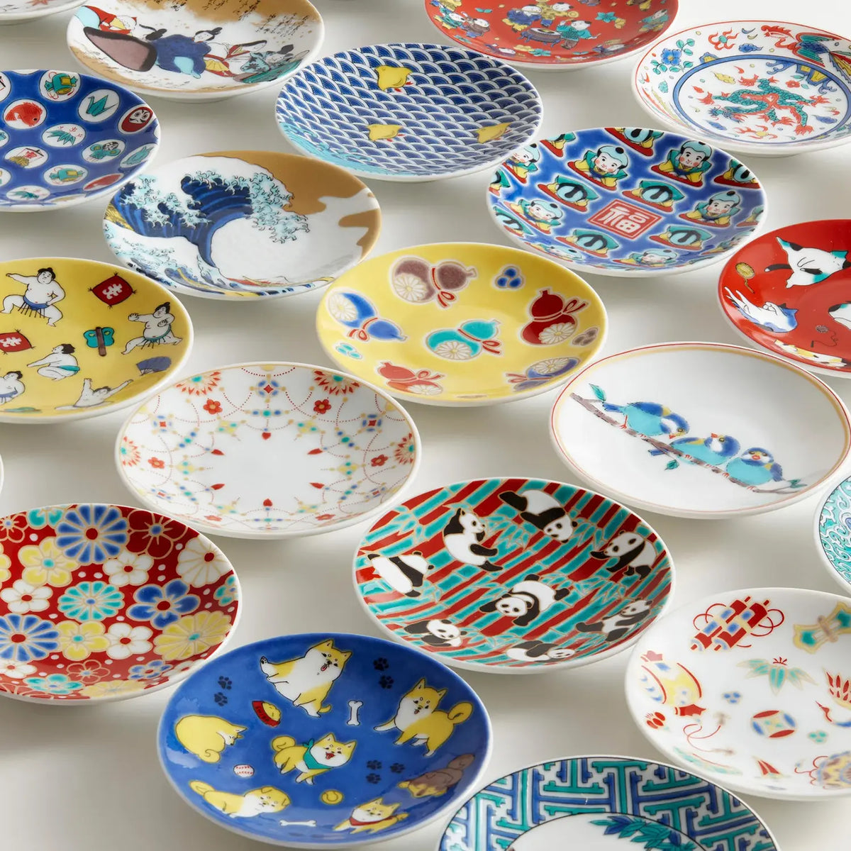 SEIKOU KISSYO Kutani Porcelain Mamezara Small Plate Akafuji