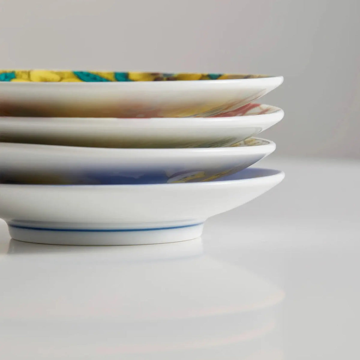 SEIKOU KISSYO Kutani Porcelain Mamezara Small Plate Akafuji