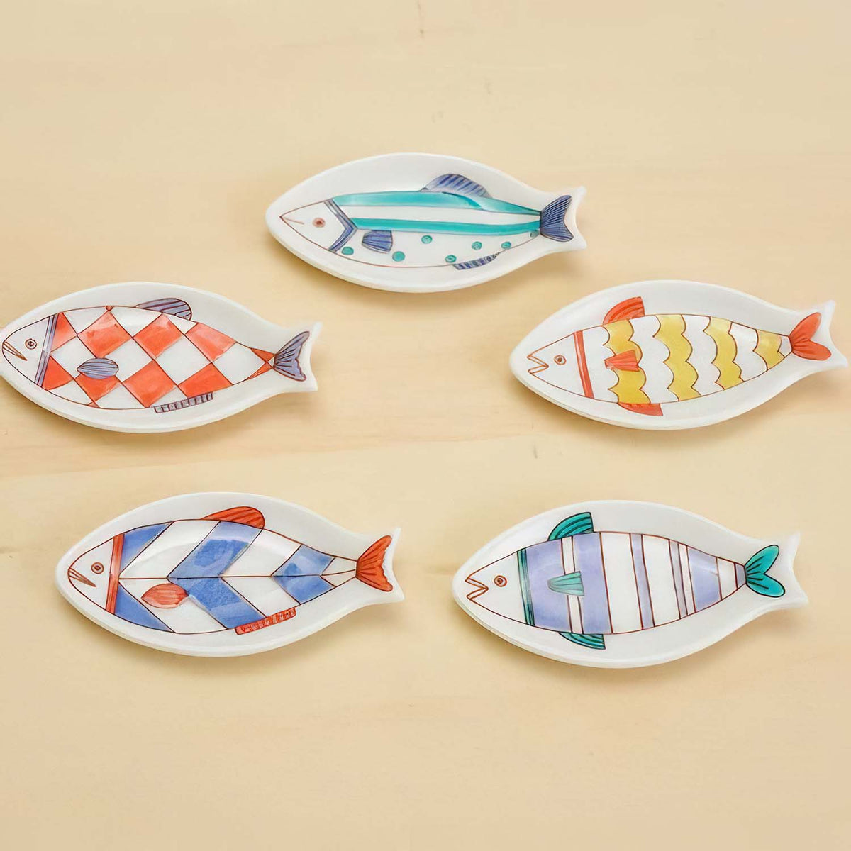 Harekutani Porcelain Fish Petit Plate