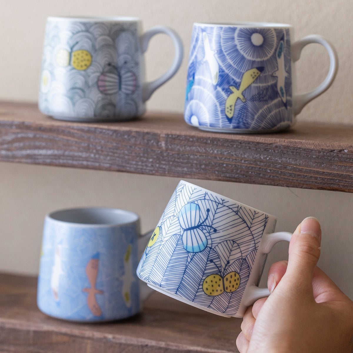 Harekutani Porcelain Seagull Mug