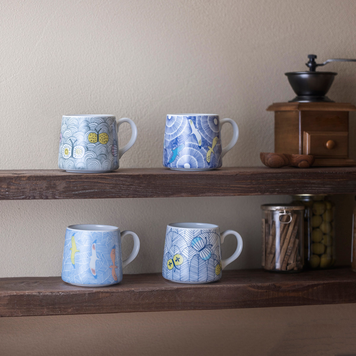 Harekutani Porcelain Seagull Mug