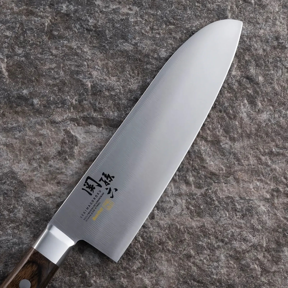 Seki Magoroku Benifuji Molybdenum Vanadium Stainless Steel Santoku Knife