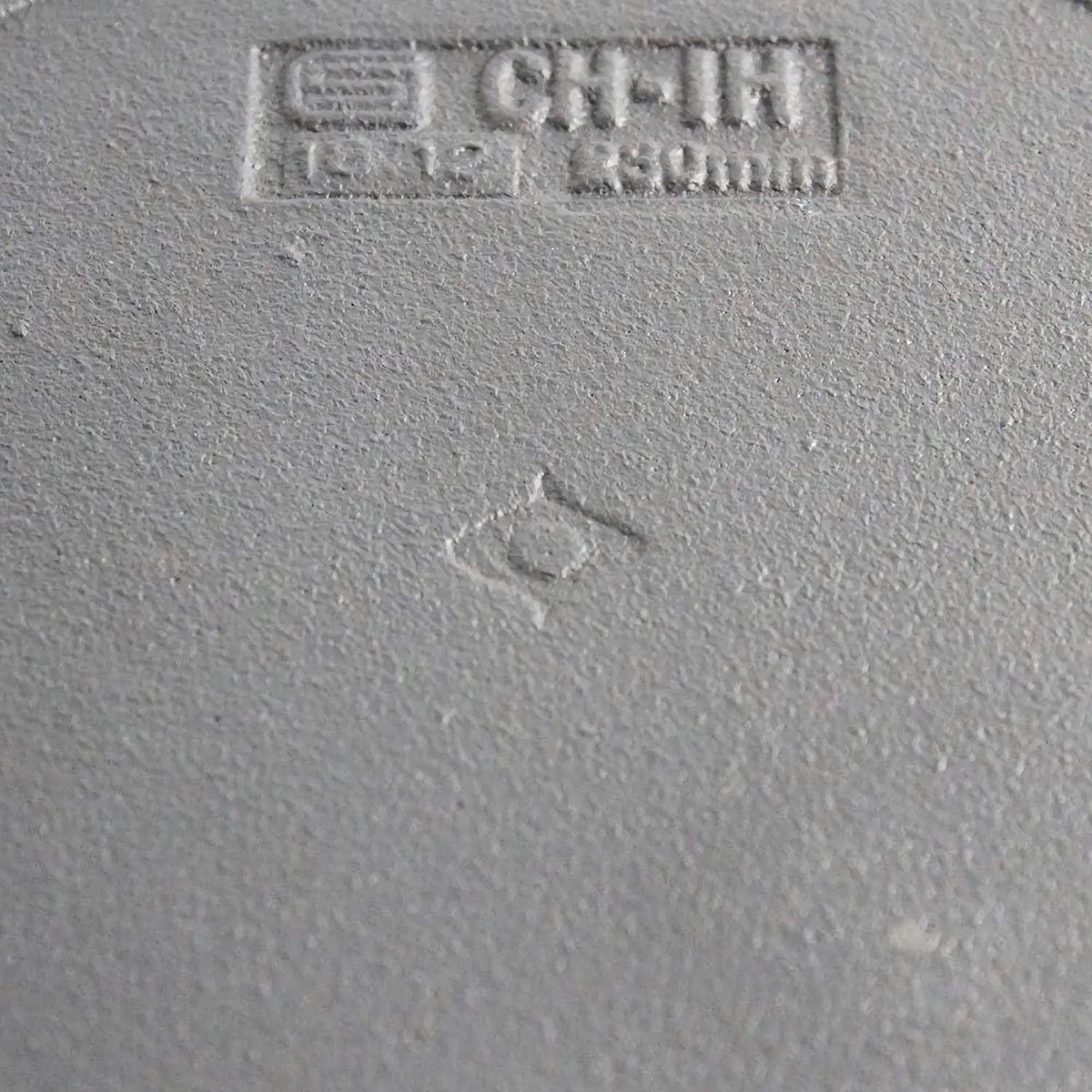 Sori Yanagi Cast Iron Induction Grill Pan 22cm with Stainless Steel Lid
