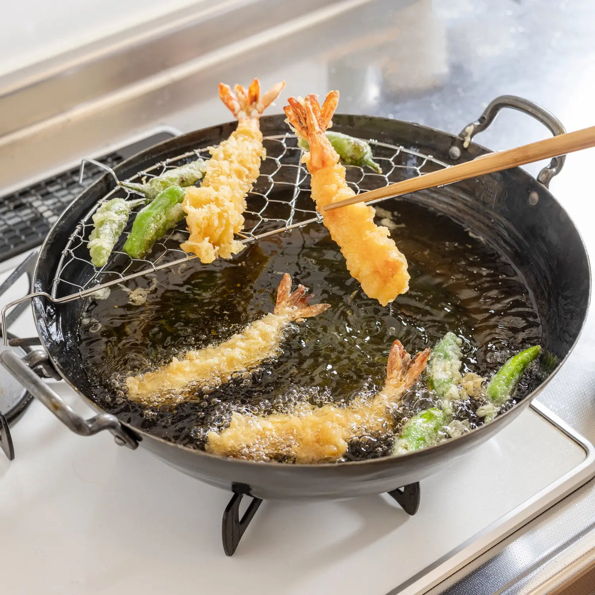 Yamada Cast Iron Hammered Tempura Pot