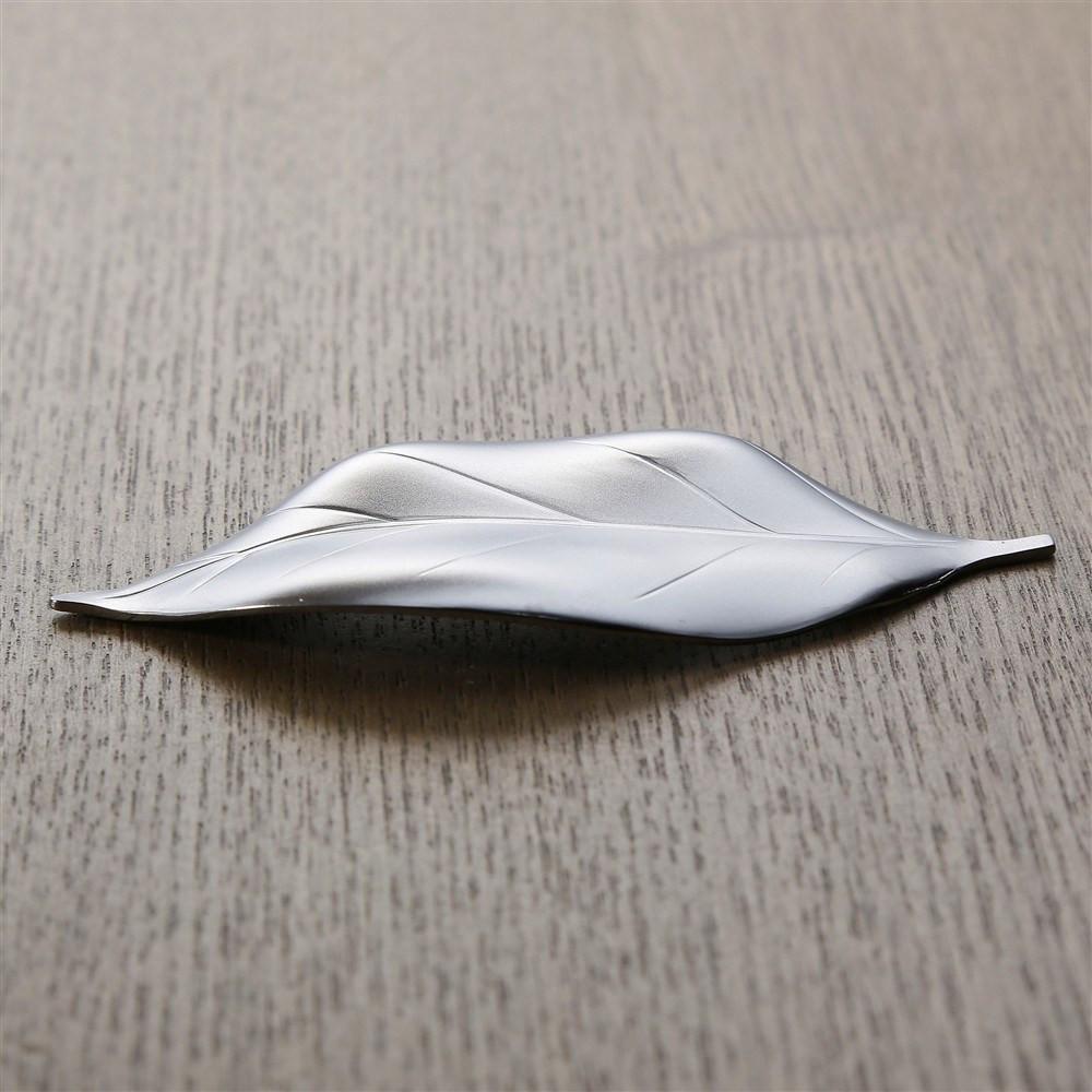 Tsubame Shinko Stainless Steel Leaf Shaped Chopstick Rest (3 Colours) Chopstick Rests